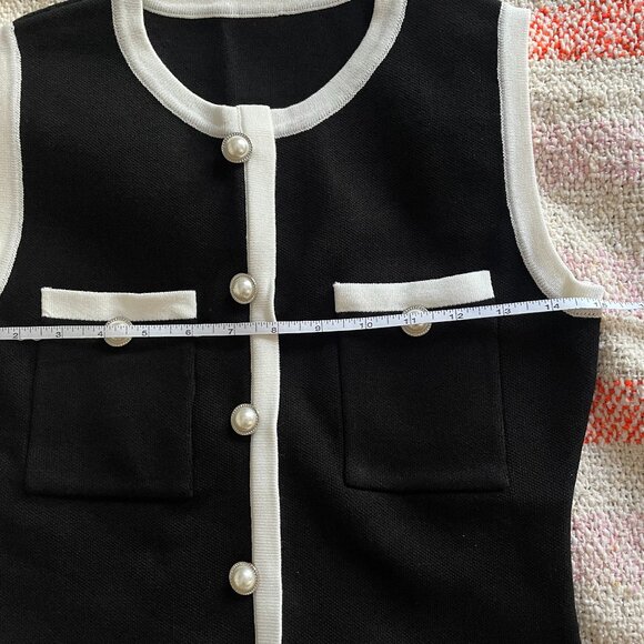 NWT Commense Black/White Contrast Button Sleeveless Mini Sweater Dress - Picture 11 of 13